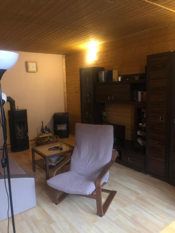 Vila chata u certovych hlav Zelizy Exteriér fotografie