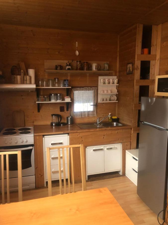 Vila chata u certovych hlav Zelizy Exteriér fotografie