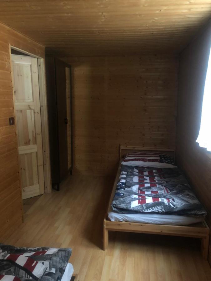 Vila chata u certovych hlav Zelizy Exteriér fotografie