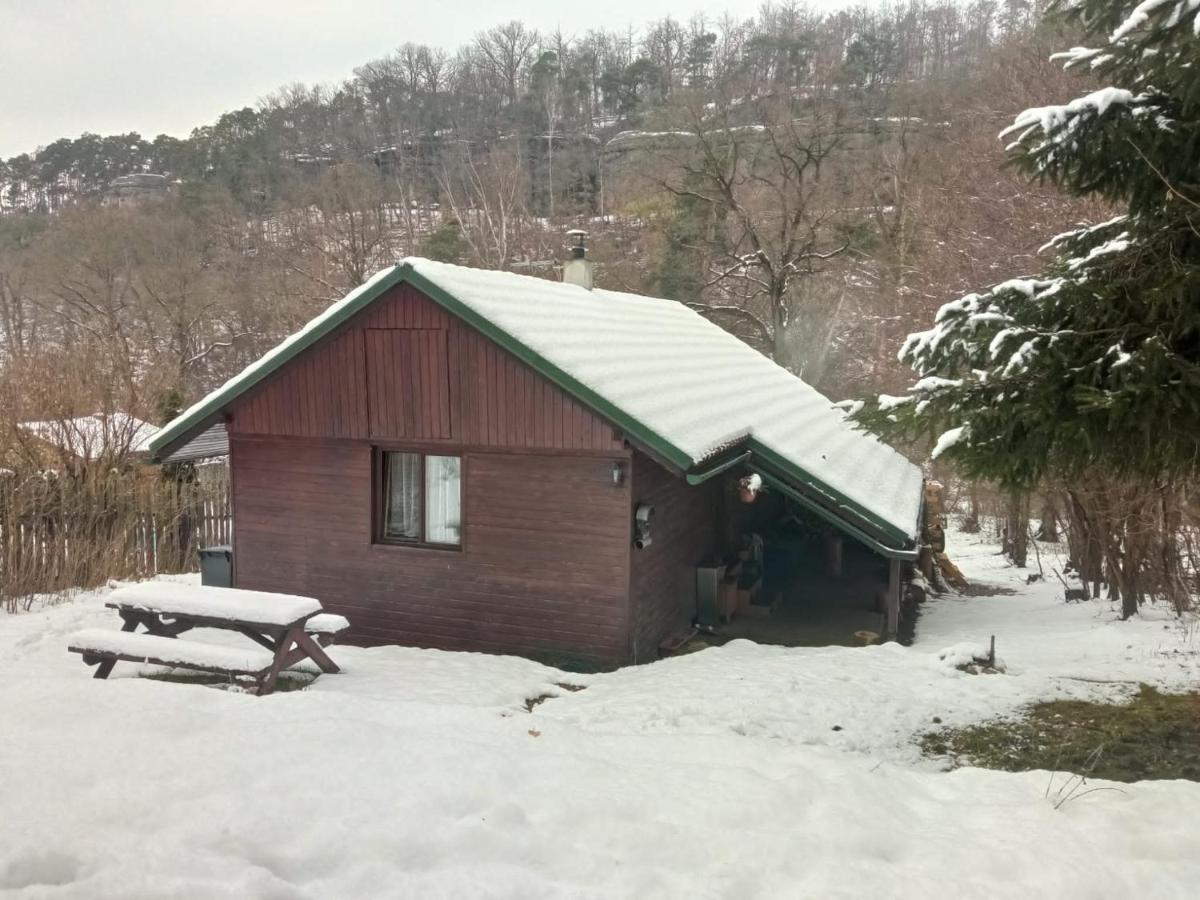 Vila chata u certovych hlav Zelizy Exteriér fotografie