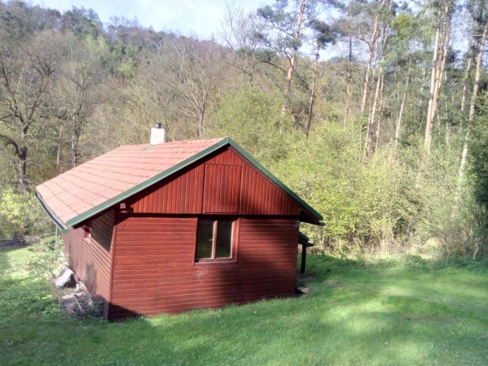 Vila chata u certovych hlav Zelizy Exteriér fotografie